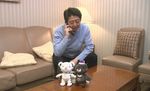 Photograph of the Prime Minister making the congratulatory telephone call to Figure Skater Yuzuru Hanyu (1)
